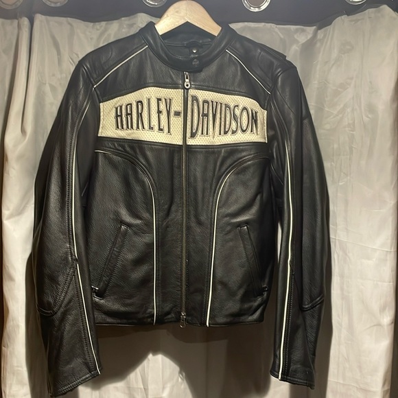Jackets & Blazers - Harley Davidson leather  jacket